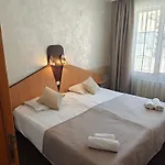 Noviz Hotel 3*