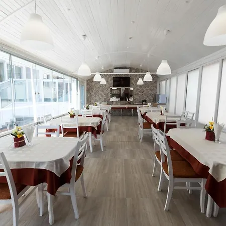 Noviz Hotel 3*